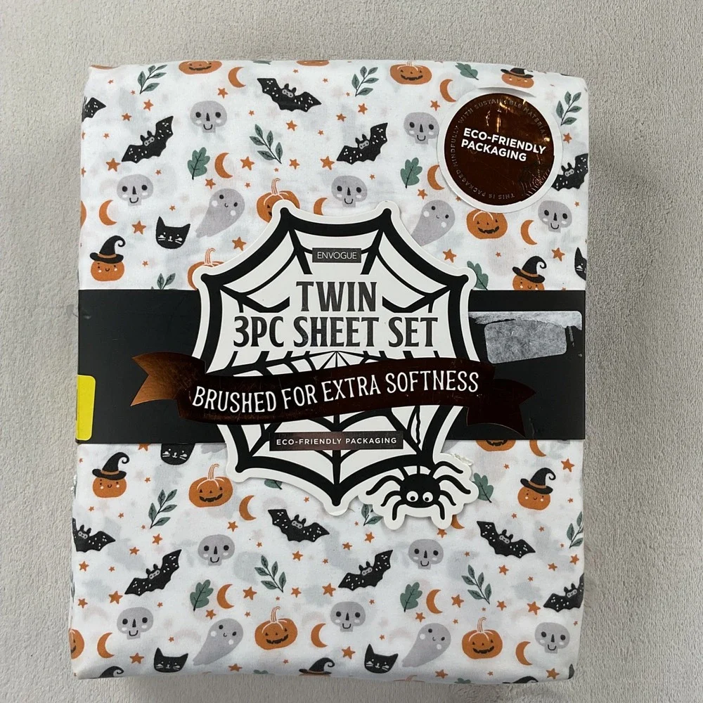 EnVogue Twin Sheet Set 3pc Halloween Pumpkins Ghosts Bats Skulls White Orange
